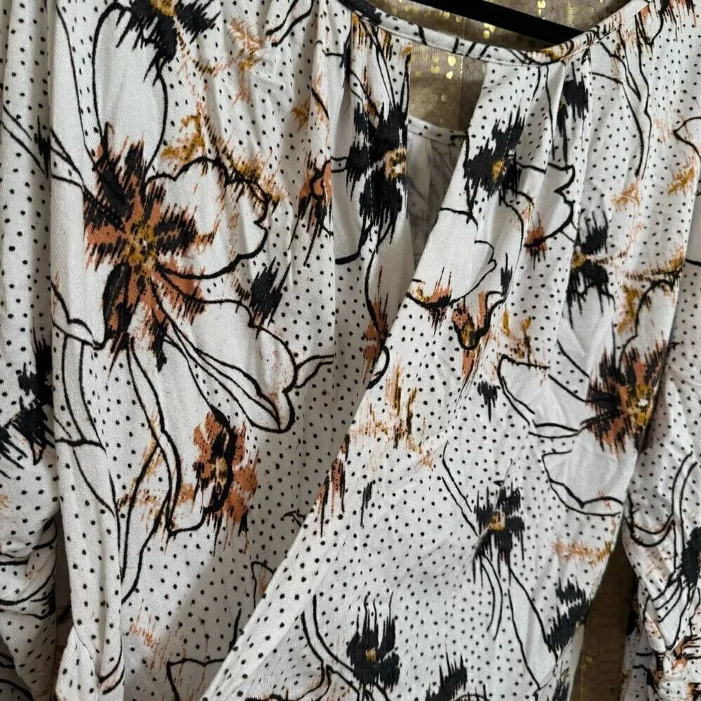 Free People Last Time Draped Bell Sleeve‎ White Floral Boho Surplice Top Small